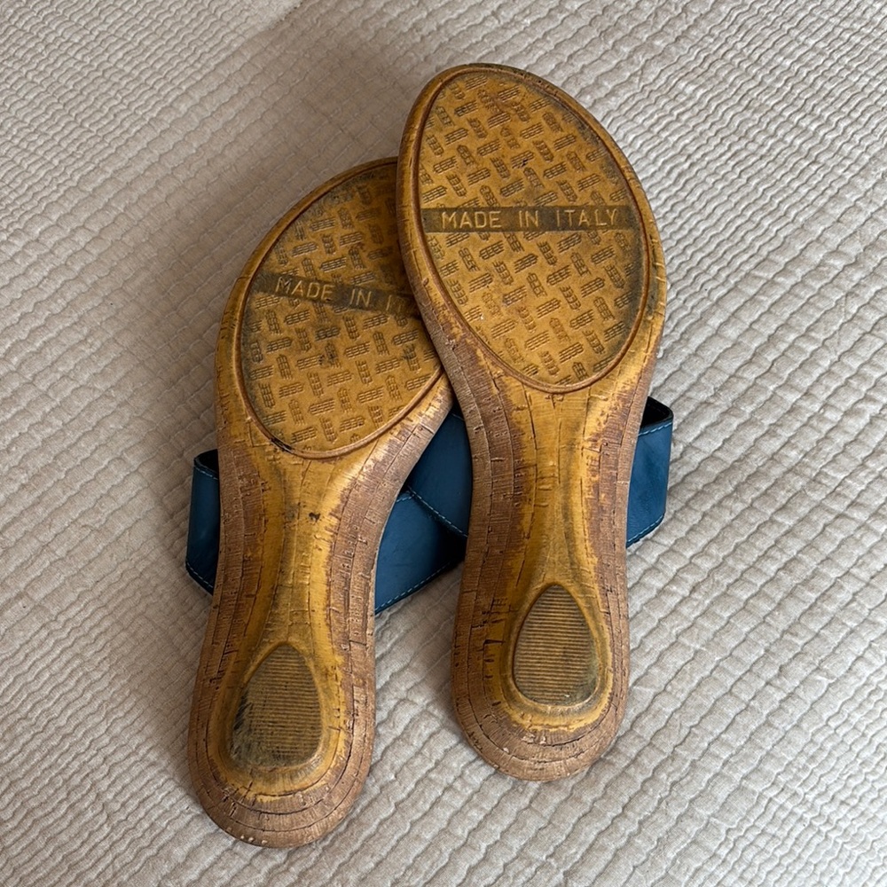 Italian Shoemakers Women's Floral Sandals - Multicolor 10 - Picture 6 of 7